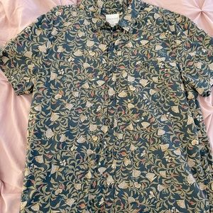 COPY - American Eagle Men’s Flex Floral Button Up